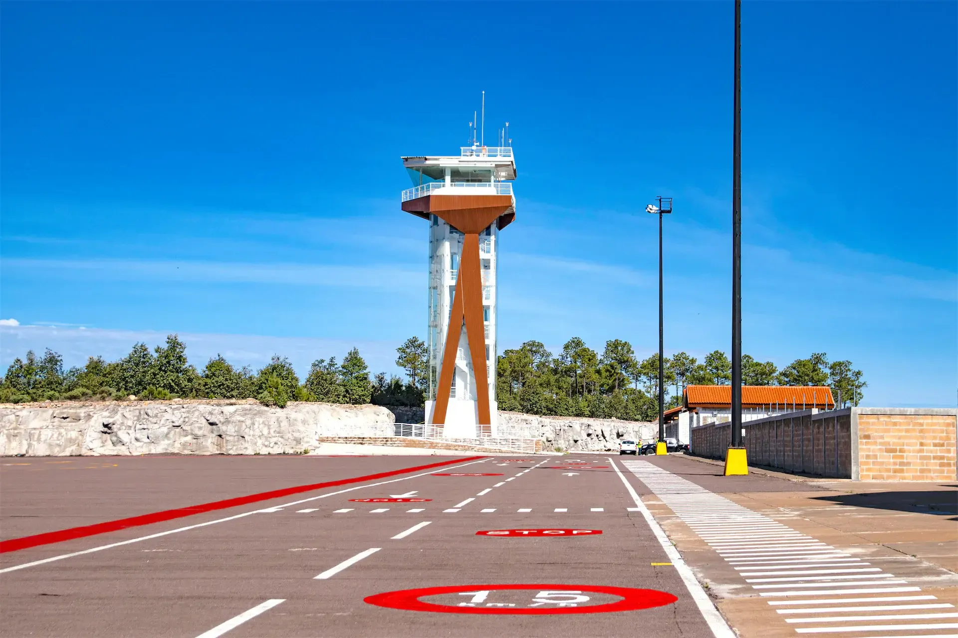 Torre de control del Aeropuerto de Creel